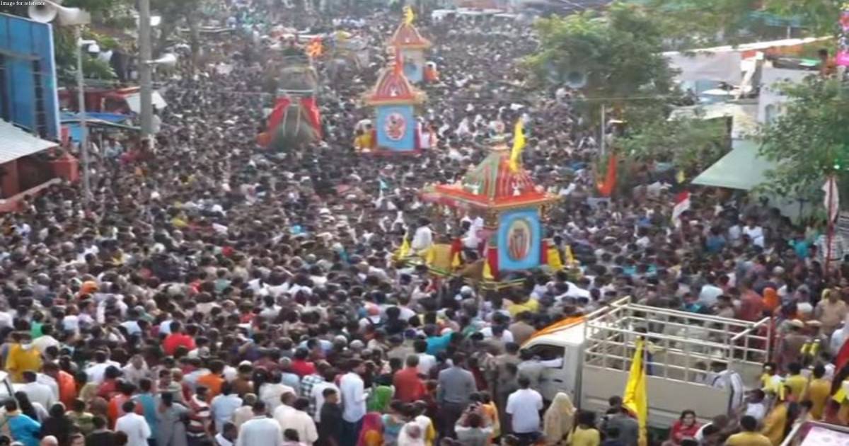 Gujarat CM performs 'Pahind Vidhi', flags off 145th Rath Yatra of Lord Jagannath in Ahmedabad